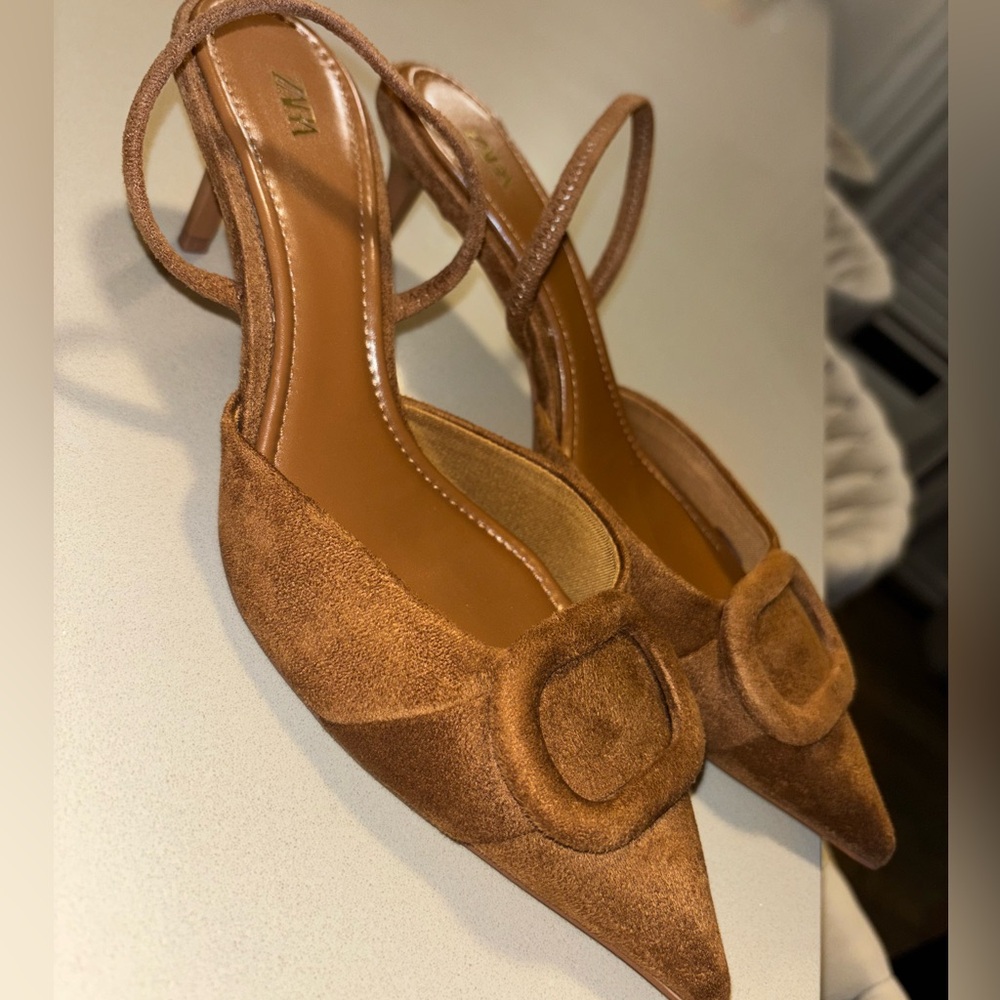Brown Suede Kitten Heels